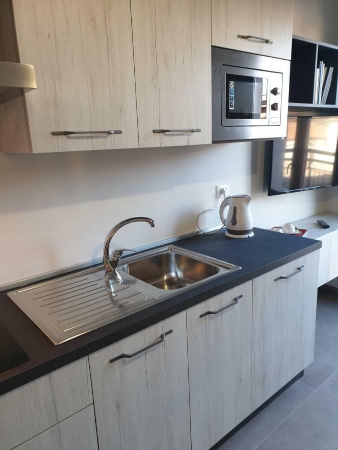 Sun Lake Apartments Desenzano del Garda Dış mekan fotoğraf