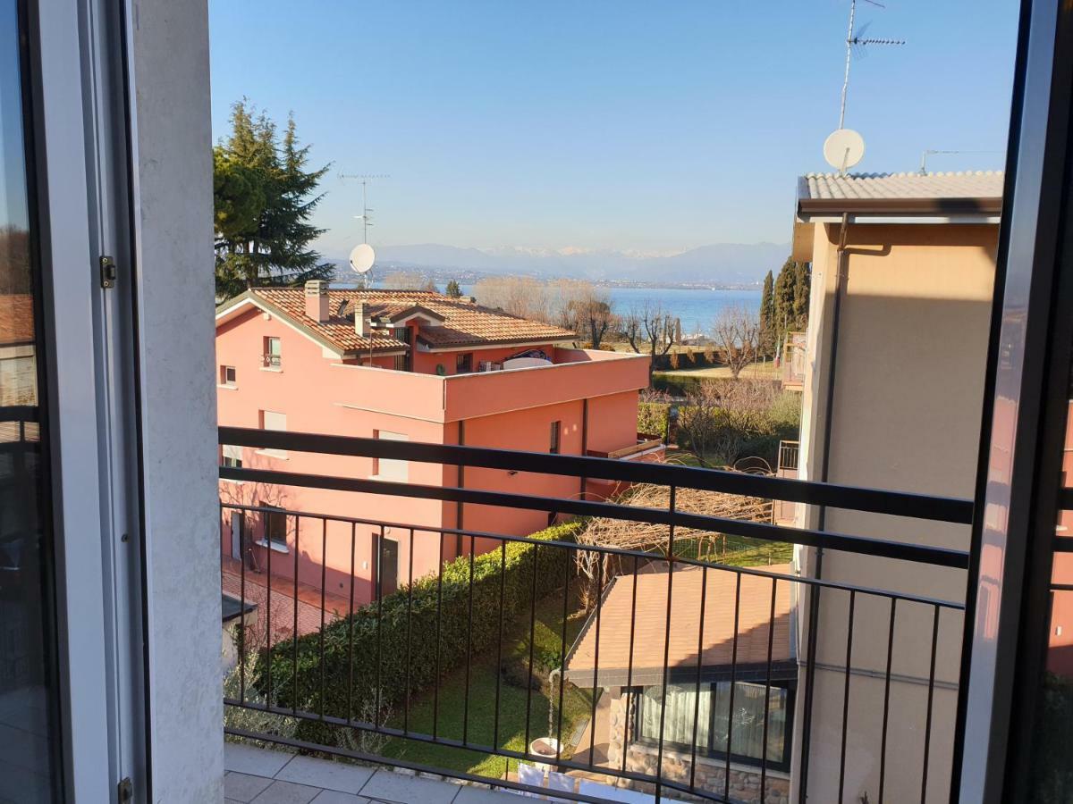 Sun Lake Apartments Desenzano del Garda Dış mekan fotoğraf