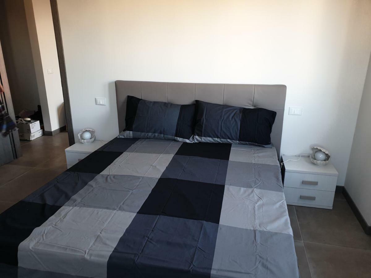 Sun Lake Apartments Desenzano del Garda Dış mekan fotoğraf