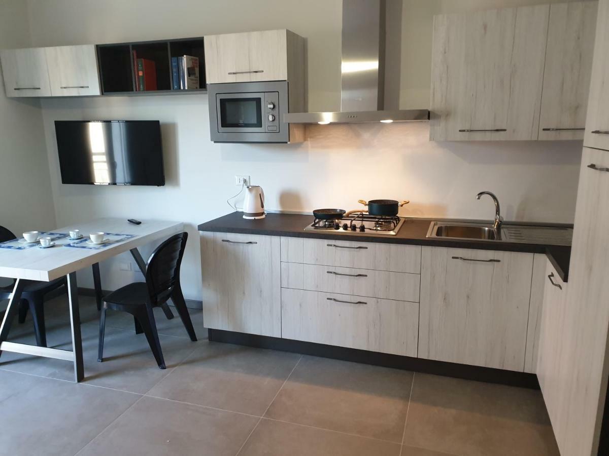 Sun Lake Apartments Desenzano del Garda Dış mekan fotoğraf
