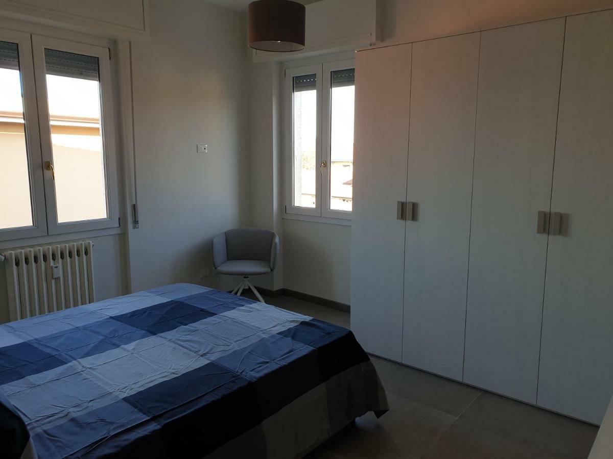Sun Lake Apartments Desenzano del Garda Dış mekan fotoğraf
